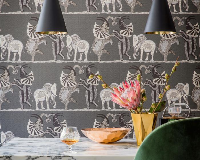 Cole & Son Safari Dance 109/8039 Wallpaper